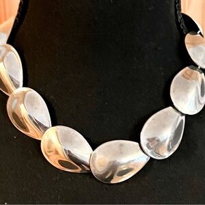 Powerful Silver Teardrop Necklace Bohemian Boho Chic Rare Geometric Oval Metal